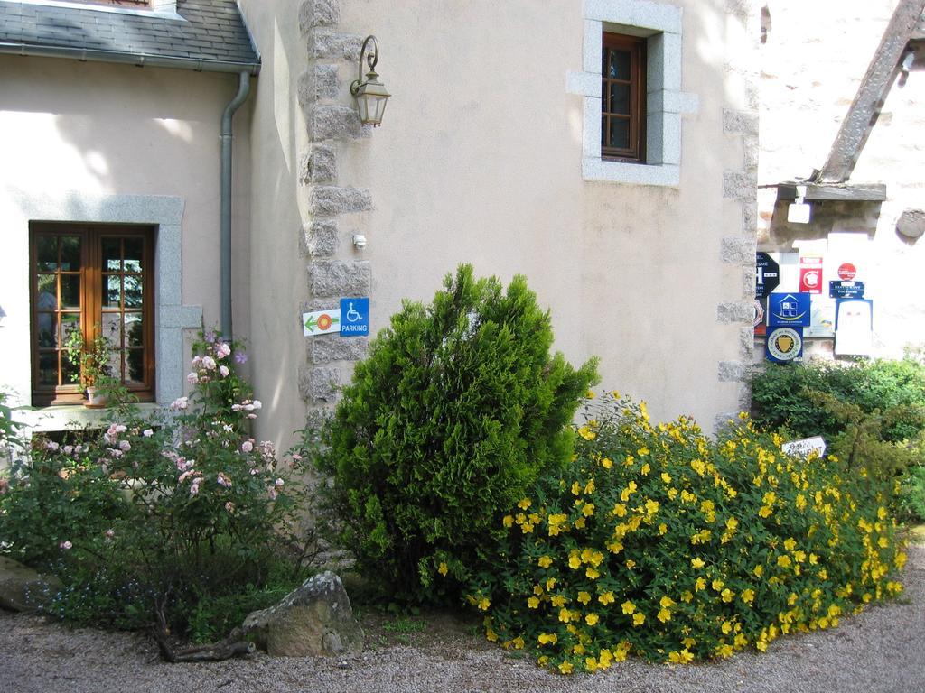 Auberge De L'Atre Quarre-les-Tombes Exterior photo